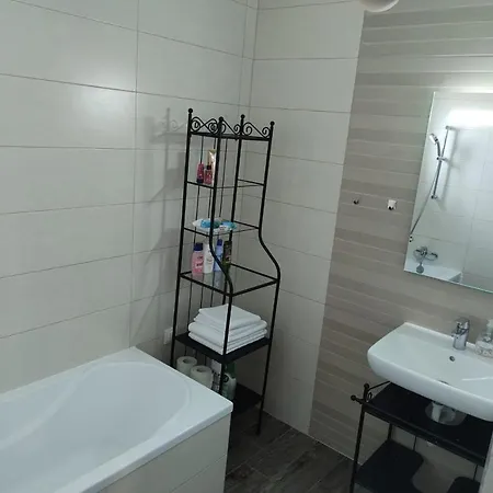 Studio Intim Ideal 4 Adulti Апартаменти *